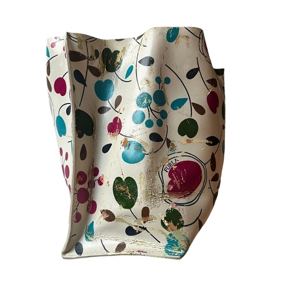 Authentic FURLA Tote in Less than Good Condition - Picture 11 of 12